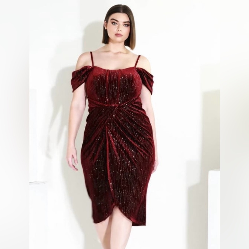 Stunning City Chic Jayla Dress -Berry size 18 NWT